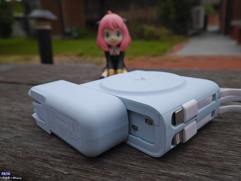 開箱｜YOMIX優迷.八合一自帶線22W三孔快充10000mAh可拆插頭行動電源/【FAMMIX】3孔4插4埠USB Wi-Fi智能延長線/【YOMIX 優迷】PD 60W Type-C 1.5M六合一編織極速傳輸充電線/【YOMIX 優迷】PD 60W Type-C 1.5M六合一編織極速傳輸充電線