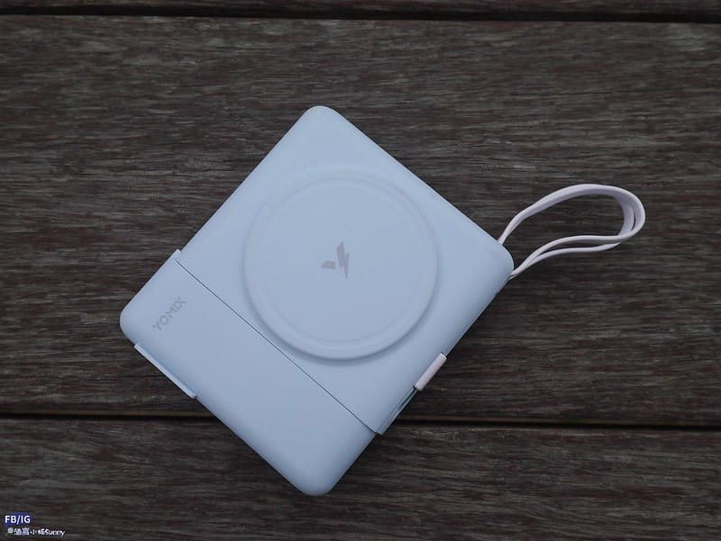 開箱｜YOMIX優迷.八合一自帶線22W三孔快充10000mAh可拆插頭行動電源/【FAMMIX】3孔4插4埠USB Wi-Fi智能延長線/【YOMIX 優迷】PD 60W Type-C 1.5M六合一編織極速傳輸充電線/【YOMIX 優迷】PD 60W Type-C 1.5M六合一編織極速傳輸充電線