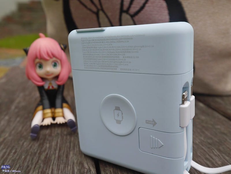 開箱｜YOMIX優迷.八合一自帶線22W三孔快充10000mAh可拆插頭行動電源/【FAMMIX】3孔4插4埠USB Wi-Fi智能延長線/【YOMIX 優迷】PD 60W Type-C 1.5M六合一編織極速傳輸充電線/【YOMIX 優迷】PD 60W Type-C 1.5M六合一編織極速傳輸充電線