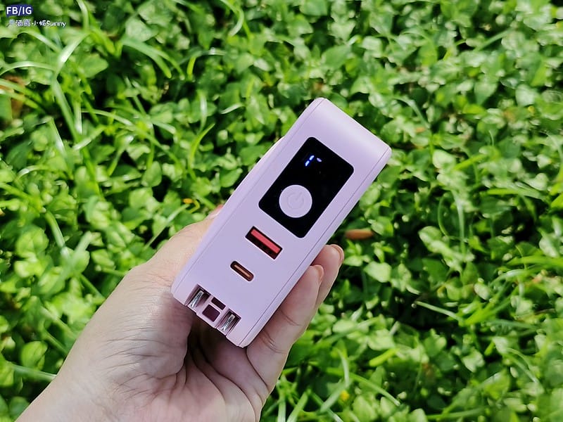 飛利浦PHILIPS行動電源團購｜PHILIPS 十合一自帶線行動電源⬊$1580＆PHILIPS 口袋行動電源⬊$519,一個就免運