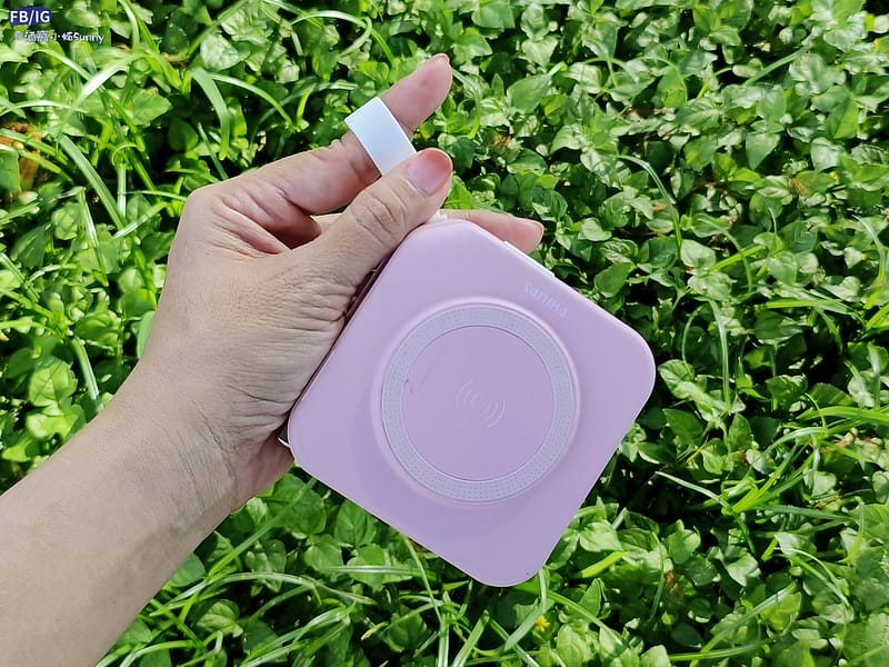 飛利浦PHILIPS行動電源團購｜PHILIPS 十合一自帶線行動電源⬊$1580＆PHILIPS 口袋行動電源⬊$519,一個就免運