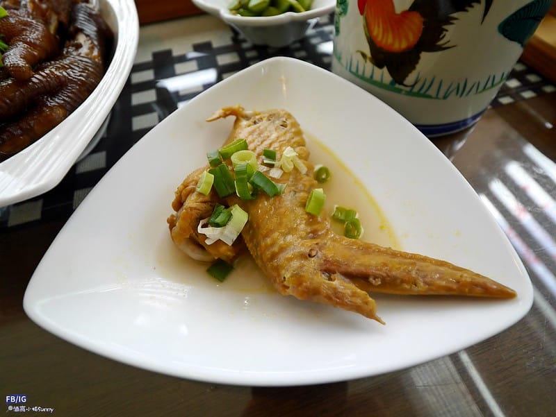 竹崎美食｜藏在新福農場裡的幸福餐廳，新福滴雞精，親子同遊戲沙、家庭聚餐、吃飯約會的好地方