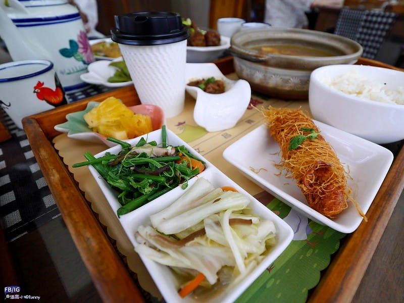 竹崎美食｜藏在新福農場裡的幸福餐廳，新福滴雞精，親子同遊戲沙、家庭聚餐、吃飯約會的好地方