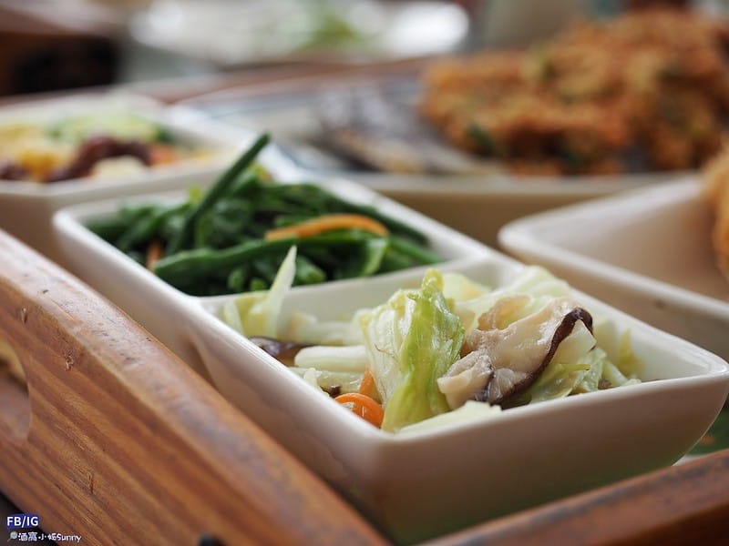 竹崎美食｜藏在新福農場裡的幸福餐廳，新福滴雞精，親子同遊戲沙、家庭聚餐、吃飯約會的好地方