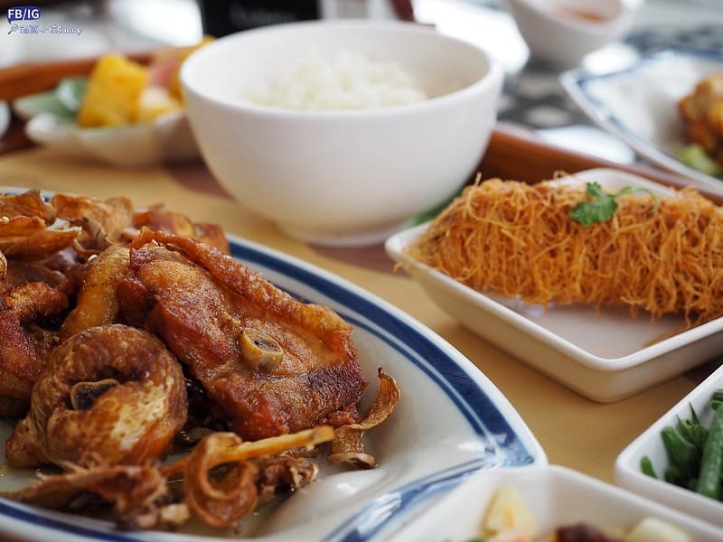 竹崎美食｜藏在新福農場裡的幸福餐廳，新福滴雞精，親子同遊戲沙、家庭聚餐、吃飯約會的好地方