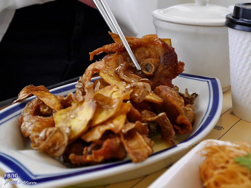 竹崎美食｜藏在新福農場裡的幸福餐廳，新福滴雞精，親子同遊戲沙、家庭聚餐、吃飯約會的好地方