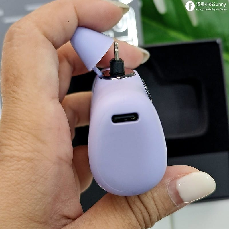 開箱｜最美最輕巧的迷你行動電源-iWalk Pro五代快充直插式行動電源&iWalk四代直插式行動電源,出門免帶線,即插即充