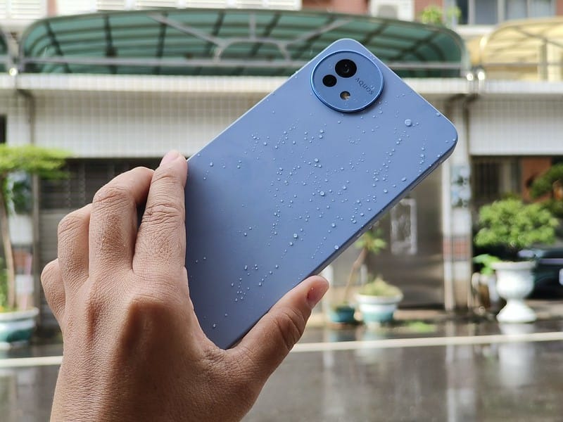 【SHARP】AQUOS wish4