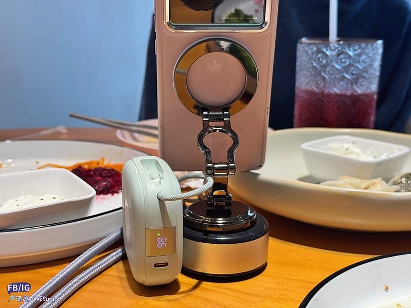 開箱｜aircolor 雲朵系六合一 磁吸無線快充行動電源