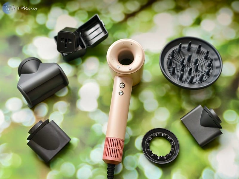 兩千元有照的旅行吹髮神器｜[MIDORI美多莉全球通]高風速溫控負離子吹風機(附全球轉接頭) 雙電壓吹風機