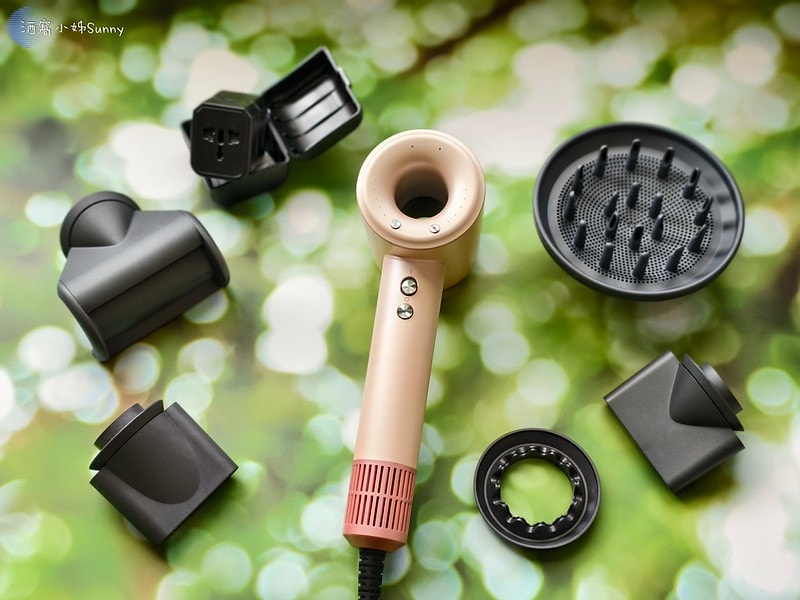 兩千元有照的旅行吹髮神器[MIDORI美多莉全球通]高風速溫控負離子吹風機(附全球轉接頭) 雙電壓吹風機