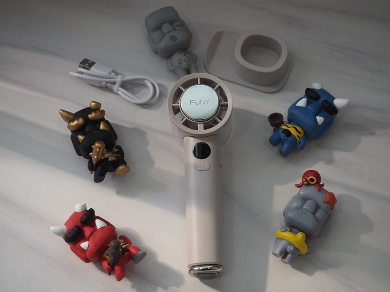 2025隨身風扇推薦｜開箱【FUNY】冰晶渦輪手持風扇＆冰鎮渦輪多功能風扇