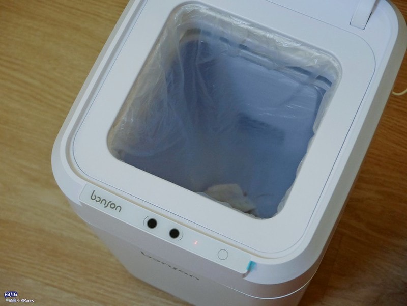 超實用的懶人家電-免沾手一鍵自動打包,bonson 智慧垃圾桶