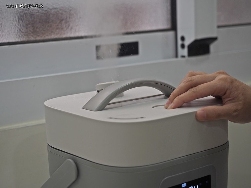 壓力鍋真的好用嗎?試試【KINYO】食光鍋-全能智慧壓力鍋,