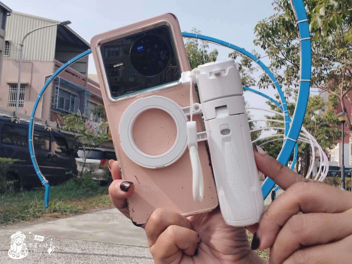 開箱實測｜一支搞定自拍、合照、Vlog！STARSKY 超輕量多功能藍芽磁吸式對焦自拍棒 體驗分享/文末有粉絲優惠