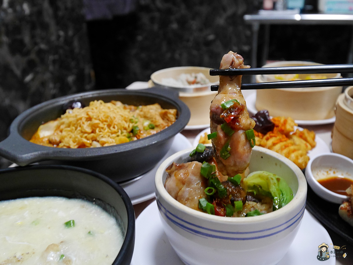 高雄苓雅區港式飲茶新店開箱｜午胡港式餐飲，午餐到晚餐都適合的吃飯、聚餐的好選擇