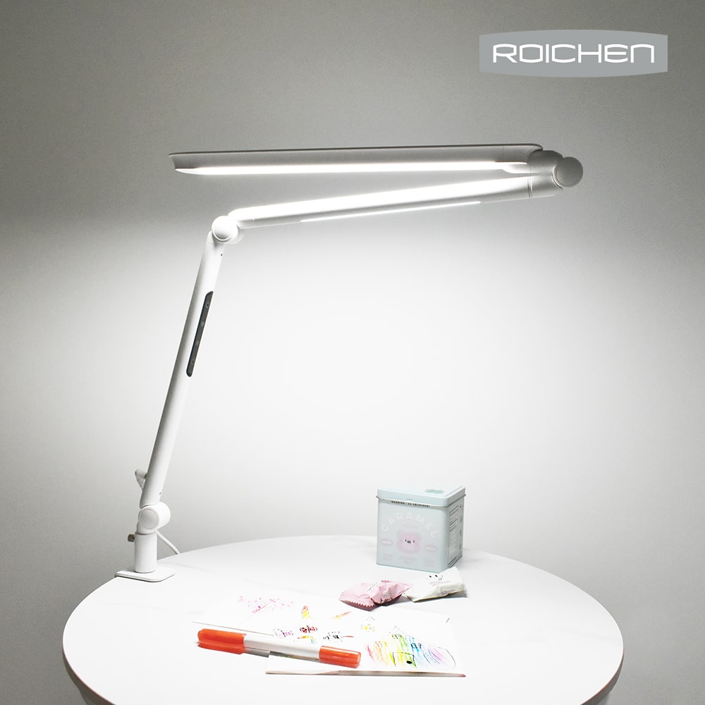 【Roichen好折燈】開箱分享｜真的用了才懂好的檯燈差在哪